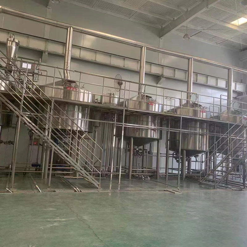 东港精酿啤酒设备厂—平面布置、设备设计、制造、调试、培训等一条龙服务_COPY